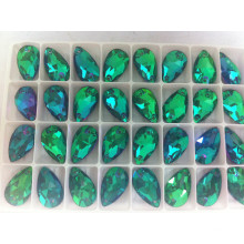 Esmeralda Flat Back Glass Beads Botões